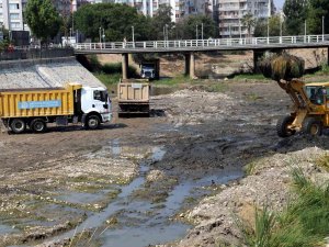 Müftü Deresinde Islah Çalışmaları Sürüyor