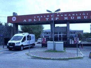 Küçükçekmece’de Öldürülen İki Arkadaşın Cenazesi Adli Tıp Kurumu’ndan Alındı