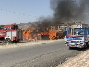 Tüp Bomba Gibi Patladı, Marangoz Dükkanı Küle Döndü