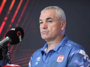 Rıza Çalımbay: “Hedefimiz Gruplara Kalmak”