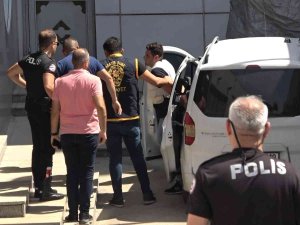 Sokak Ortasında Bıçaklanan Yaşlı Adam Hayatını Kaybetti