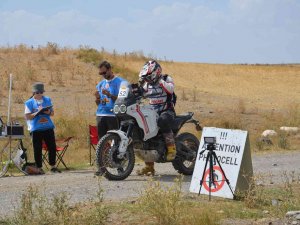 Kilometrelerce Yol Kat Ederek Sivas’tan Geçtiler