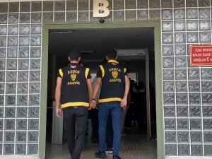 Sahte Kadın Profilli Tuzağa 4 Tutuklama