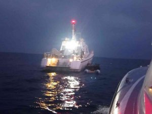 İ̇zmir Açıklarında 48 Düzensiz Göçmen Yakalandı