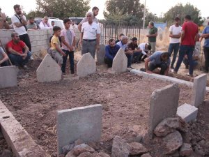 Şırnak’ta Vahşice Katledilen Anne Ve 3 Kızı Defnedildi