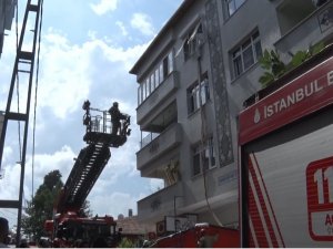 İ̇stanbul’da Film Gibi Olay: Bez Parçalarını Birleştirip Aşağıya İnmeye Çalıştı