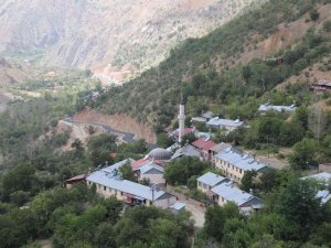 Başbağlar Köyü Yeni Yoluna Kavuşuyor