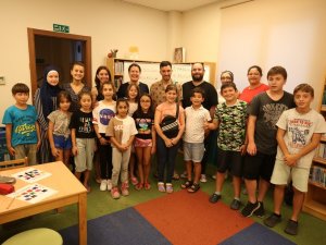 İ̇spanyol Yazar Nilüferli Kitap Kurtlarıyla Buluştu