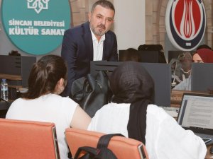 Başkan Ercan Millet Kıraathanesinde Ders Çalışan Gençleri Ziyaret Etti