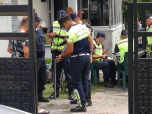 10 Yaşındaki Musa’nın Vurulduğu Köy, Komandoların Desteğiyle Abluka Altına Alındı