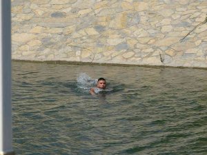 Sıcaktan Bunaldı Kanal Tokat’a Atladı