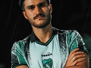 Kocaelispor, Cihat Çelik’i Renklerine Bağladı