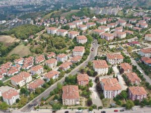 Başiskele’de Asfalt Çalışmaları Devam Ediyor