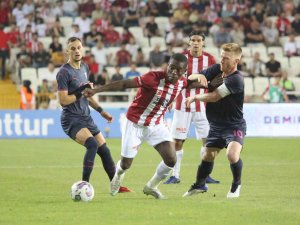 Uefa Avrupa Ligi: Sivasspor: 0 - Malmö: 0 (İ̇lk Yarı)