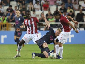 Uefa Avrupa Ligi: Sivasspor: 0 - Malmö: 2 (Maç Sonucu)