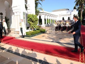 Fransa Cumhurbaşkanı Macron Cezayir’de
