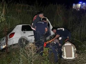Kazada Kurtarılan Sürücü, Eşini Arayarak Moral Verdi