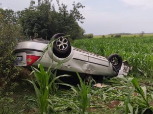 Otomobil Takla Attı: 3 Yaralı