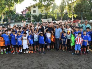 Çukurova Belediyesi Yaz Spor Okullarında Sertifika Heyecanı