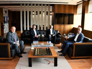 Başkan Pekmezci Ankara’da Temaslarda Bulundu