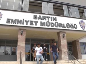 Cinsel İçerikli Görüntülerle Şantaj: 3 Tutuklu