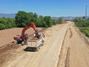 Düzce Belediyesinden Trafiği Rahatlatacak Çözümler