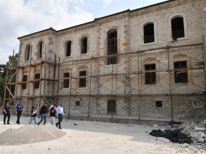 Tarihi Gazi Evronos Ortaokulu Restore Ediliyor
