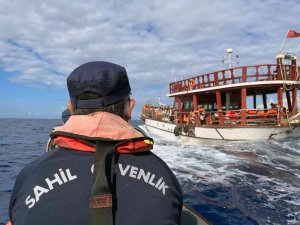 Gezi Teknesi İle İ̇talya’ya Göçmen Kaçakçılığı
