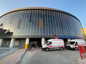 Düşerek Yaralanan Korucu Helikopterle Hastaneye Kaldırıldı