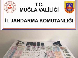 Bodrum’da Hırsızlık Şebekesine Operasyon; 5 Gözaltı
