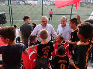 Genç Yıldızlar 30 Ağustos Zafer Bayramı Futbol Şenliği Sona Erdi