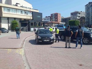 Sinop’ta Aranan 3 Şahıs Ve 1 Düzensiz Göçmen Yakalandı