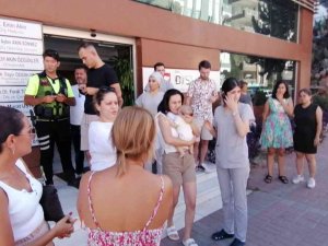 Manavgat’ta Trafik Kazası: 4 Yaralı