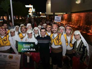 Dünya’nın Ve Türkiye’nin Renkleri Kepez’de Buluştu