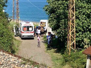 Zonguldk’ta 13 Yaşındaki Yavuz, Denize Kaçan Topunu Alırken Kalp Krizinden Öldü