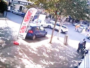 Tekirdağ’da Otomobil Sürücüsünün Yaralandığı Kaza Kamerada