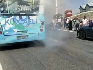 Belediye Otobüsünde Yangın Paniği