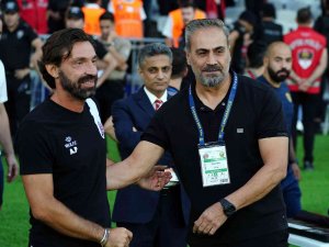 Spor Toto Süper Lig: Karagümrük: 2 - Mke Ankaragücü: 0 (Maç Devam Ediyor)