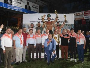 29. Geleneksel Yayla Seki Yağlı Güreşleri’ni Ali Gürbüz Kazandı