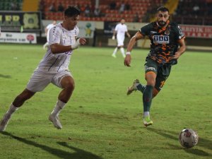Spor Toto Süper Lig: Corendon Alanyaspor: 0 - İ̇stanbulspor: 1 (Maç Sonucu)