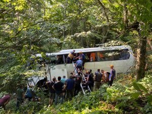 Domaniç-i̇negöl Karayolunda Otobüs Kazası: 1 Ölü, 28 Yaralı (1)