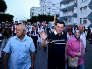 Dünya’nın Ve Türkiye’nin Renkleri Kepez’de Buluştu