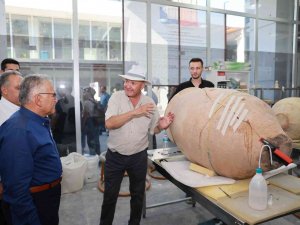 Başkan Büyükkılıç: "8 Alanda Kazı Çalışmalarına Destek Veriyoruz"
