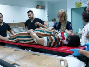 Halı Silkelerken Balkondan Düştü