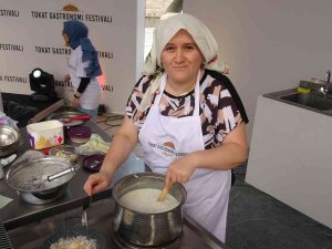 Gastronomi Festivalinde Yöresel Lezzetler Yarıştı
