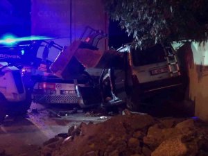 Kartal’da Alkollü Sürücü İki Kişiyi Ağır Yaraladı