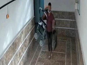 Bu Kadar Da Olmaz Dedirten Hırsızlık: Kapının Önündeki Bebek Arabası Çalındı