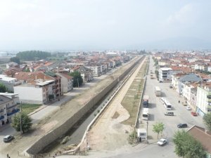 Kanal İ̇negöl Yeşilleniyor