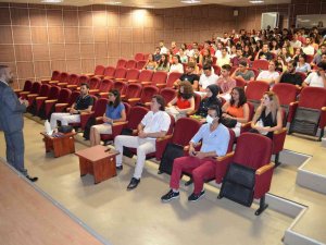 Alkü’nün Stajyer Doktorları Hekimlik Eğitimine Başladı