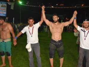 Kızıldağ Karakucak Güreşleri’nde Başpehlivan İ̇brahim Çiftçi Oldu